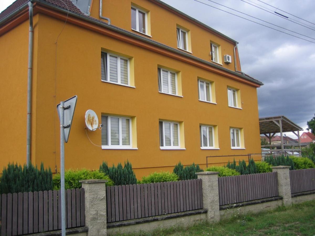 Apartmany Polepy Eksteriør bilde