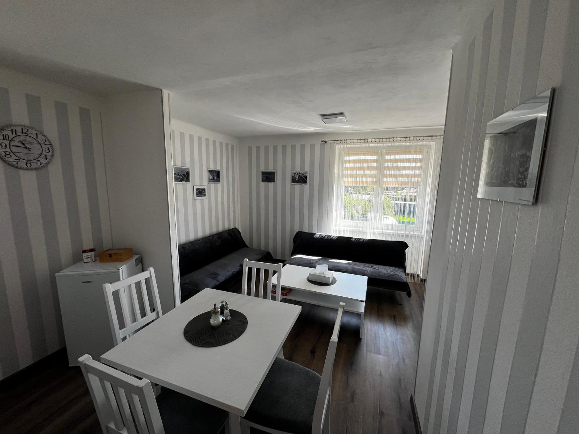 Apartmany Polepy Eksteriør bilde
